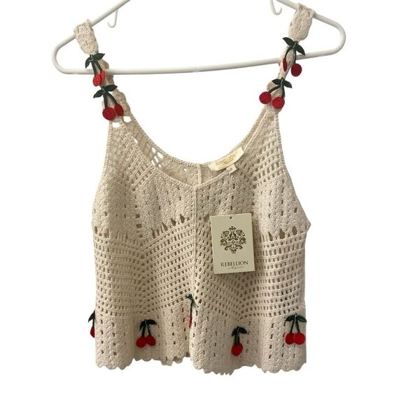 Rebellion Crochet Tank Top Cherries Cream & Red Junior’s Size Small*** - Picture 3 of 13